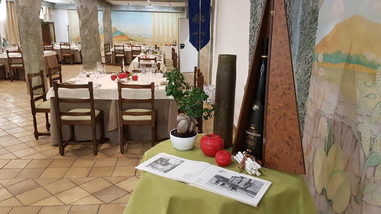 Hotel Ristorante La Campagnola Cassino Buitenkant foto